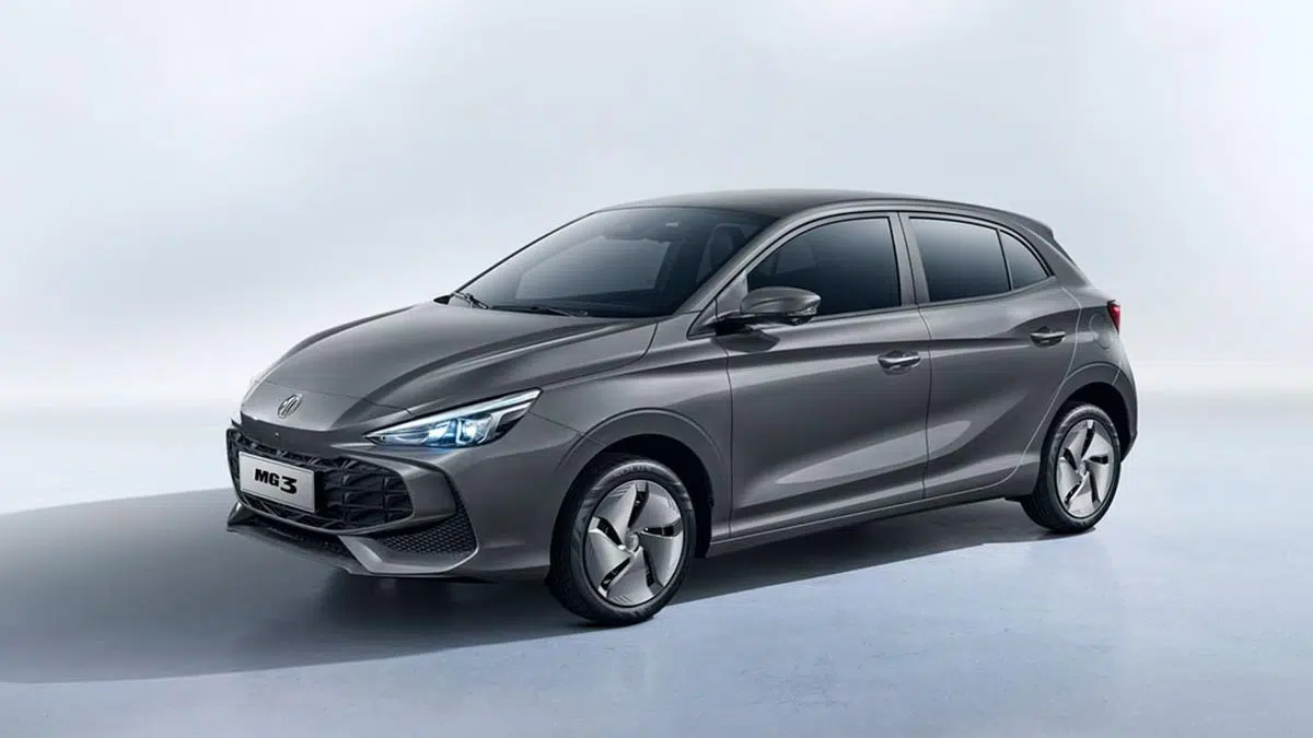 MG3 2025 mostrando su diseño moderno y su frente dinámico.