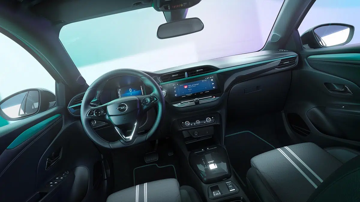 Interior Opel Corsa YES - Cabina digital Pure Panel y acabados YES exclusivos