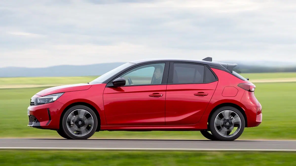 Opel Corsa 2025 : ¡Más moderna, más eficiente, más versátil!