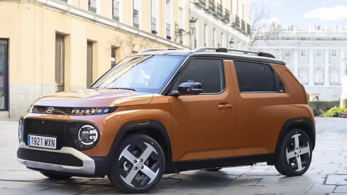 Hyundai Inster 2025, nuevo SUV eléctrico urbano con diseño compacto y moderno