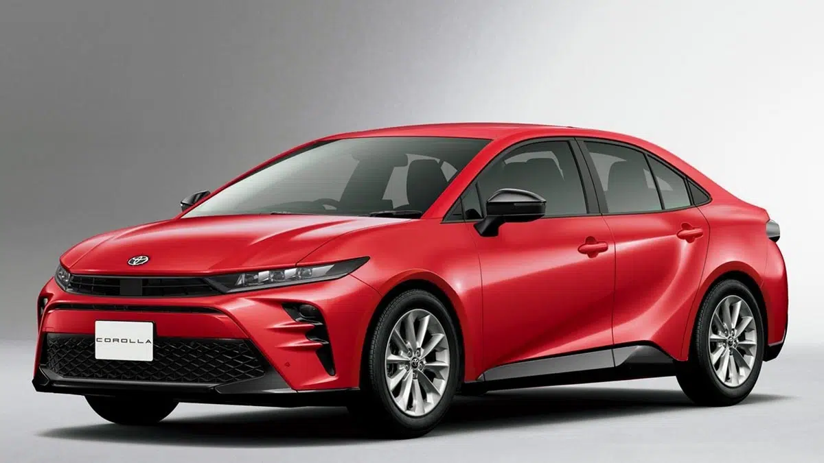Toyota Corolla Sedan 2026 en versión tricuerpo con líneas fluidas y parrilla afinada