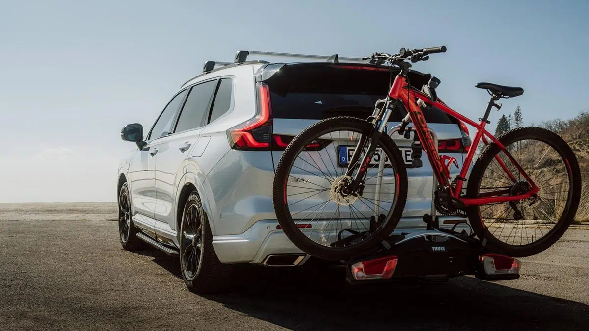 Vue arrière du Honda CR-V Dream Pod avec porte-vélo