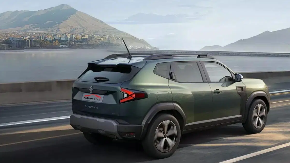 Parte trasera del Renault Duster 4x4 2025 con luces en forma de Y y parachoques reforzado