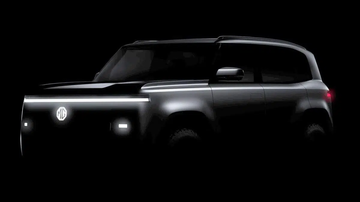Frontal del MG Cyber X 2025 con firma LED y diseño futurista