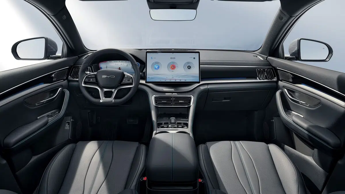 Interior del BYD Seal híbrido enchufable