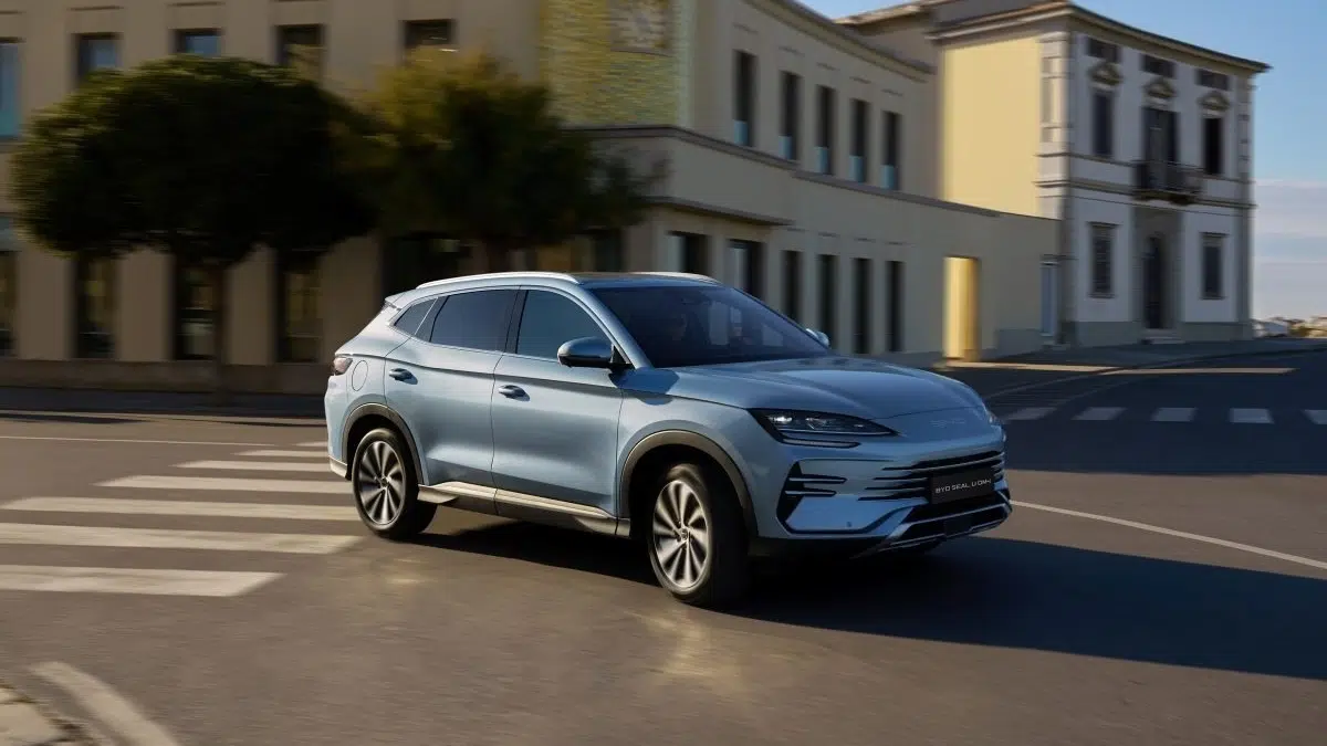 BYD híbrido enchufable con diseño moderno