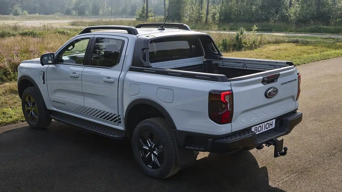 Caja trasera del Ford Ranger PHEV 2025 equipada con el sistema Pro Power Onboard