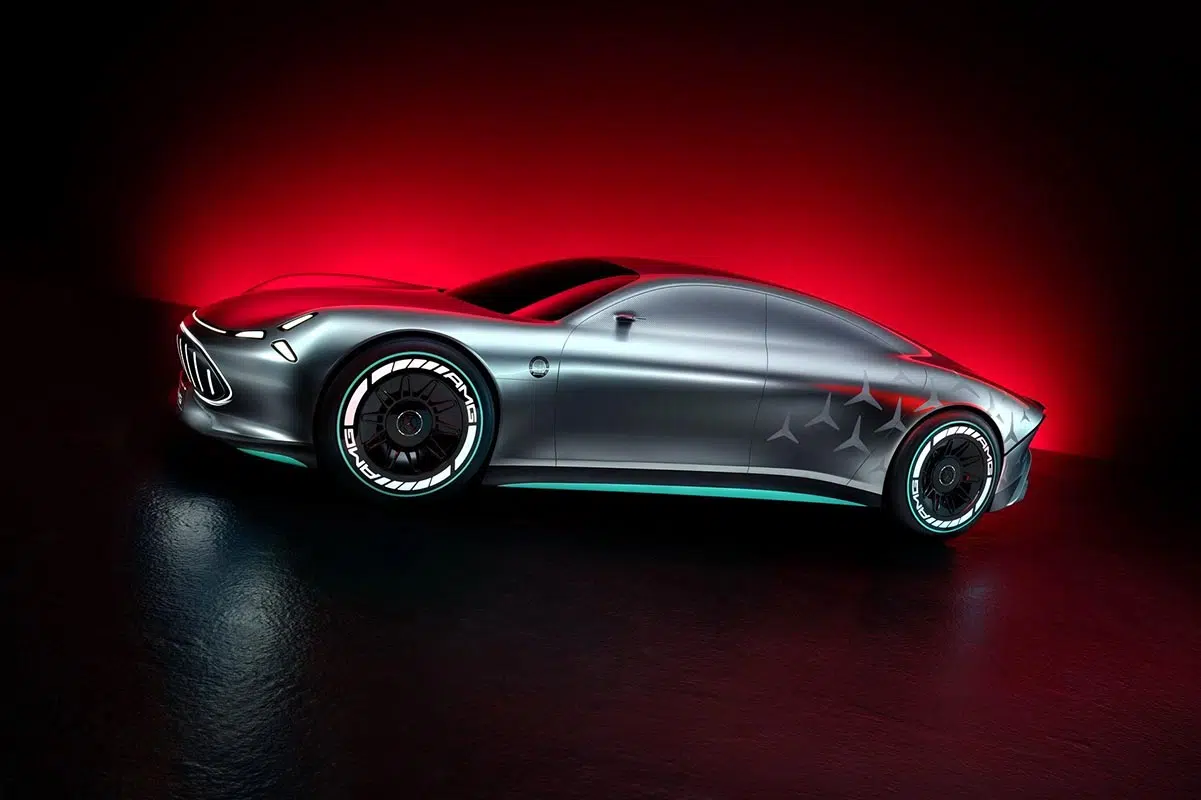 Vision AMG Concept en vista lateral, presagiando el diseño del futuro modelo AMG eléctrico.